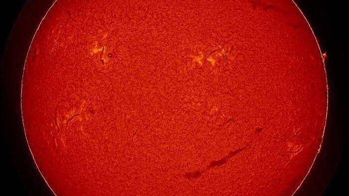 Обложка © Лаборатория солнечной астрономии (XRAS)