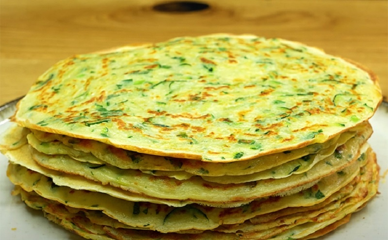 Кабачковые блины: как из одного овоща сделать вкусную альтернативу хлебу и полностью обновить свой рацион