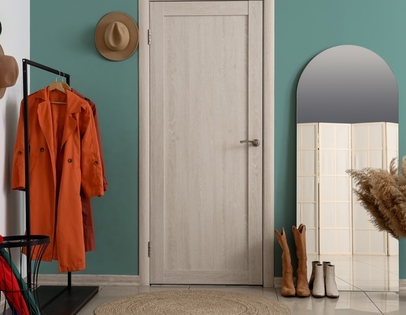 Какие обои выбрать в прихожую в 2026-м — озвучены тренды, которые не устареют через год