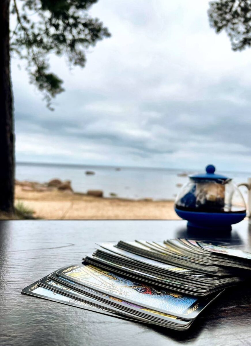 Поэтому так важна точность сонастройки таролога и понимание им самим, как это, мать его, работает 😎