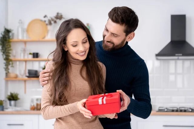    К чему снится поздравлять кого-то?