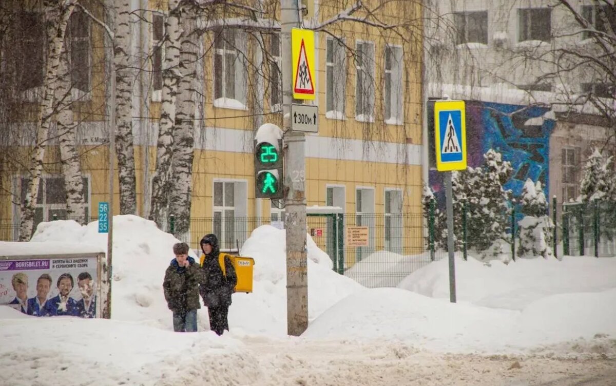    Транспортный коллапс, мусорный завал и ДТП с ребенком: что обсуждают ижевчане в соцсетях 13 февраля