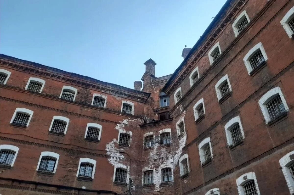    Поставили крест на «Крестах»?