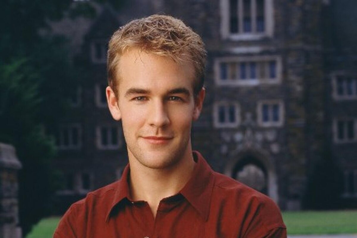    Ван Дер Бик исполнил главную роль в сериале «Бухта Доусона» Социальные сети