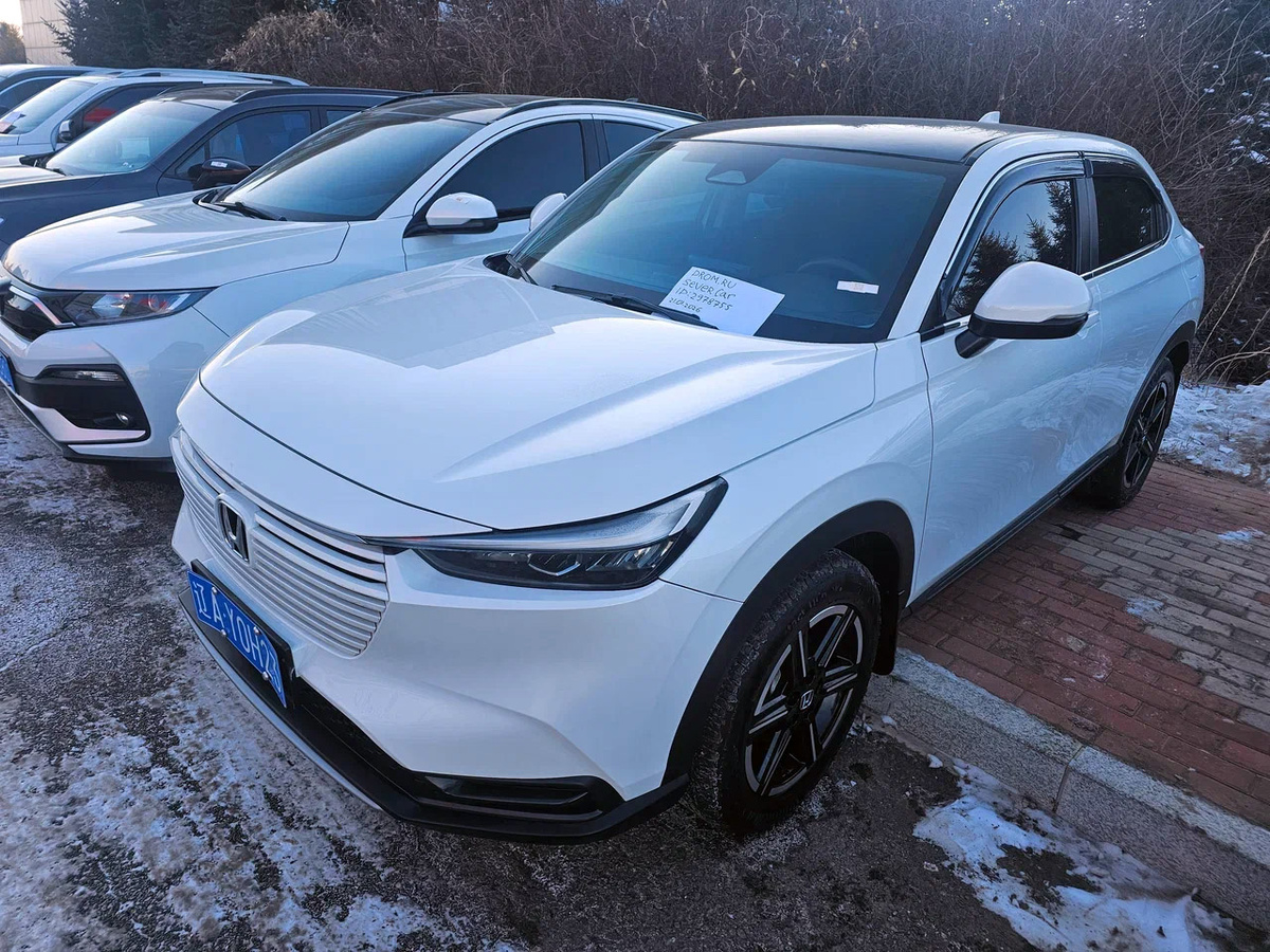 "Новый футуризм" - Honda Vezel