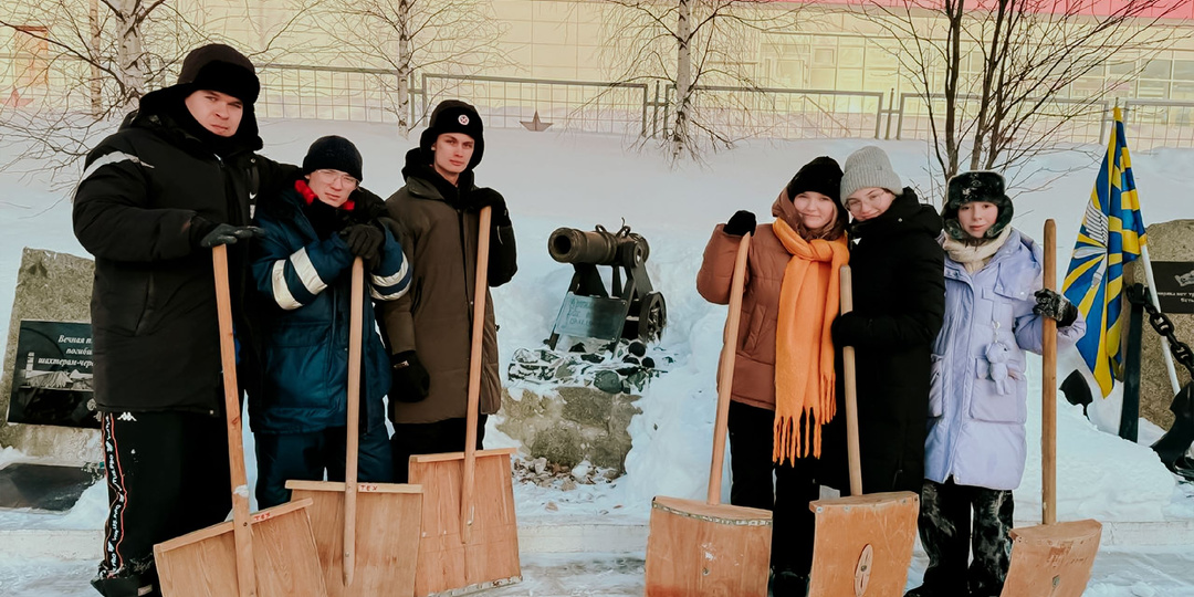 В Североуральске побывал студенческий «Снежный десант»