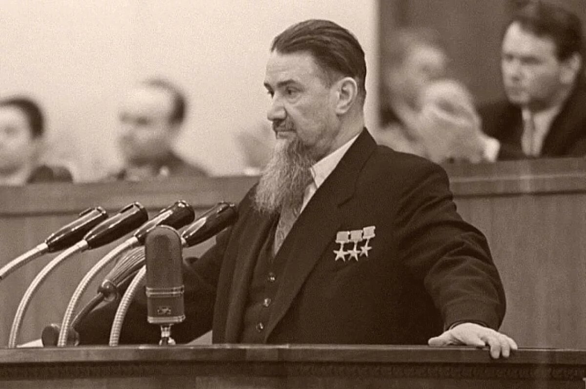    Двигали прогресс.