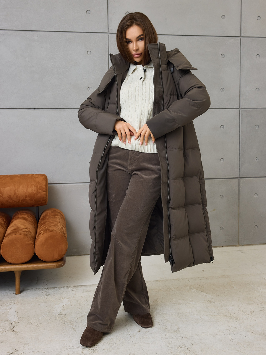 Пуховик зимний длинный с капюшоном оливковый Lakomes