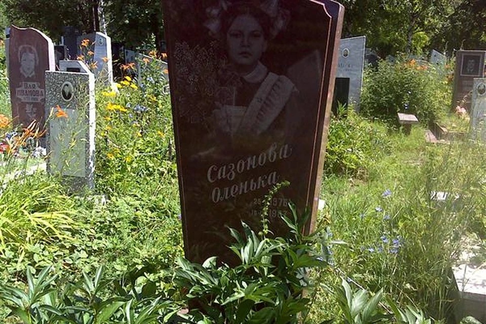 Оля была убита очень жестоко, а убийцу найти не могли.