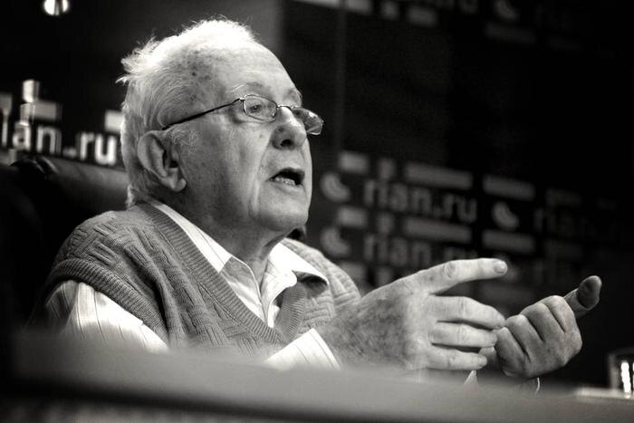 Обложка © РИА Новости / Алексей Куденко