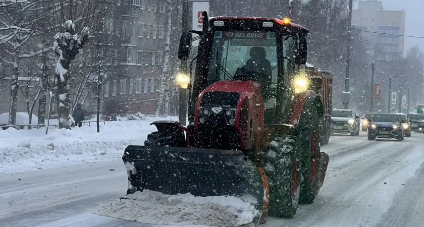    Фото администрации города Кирова