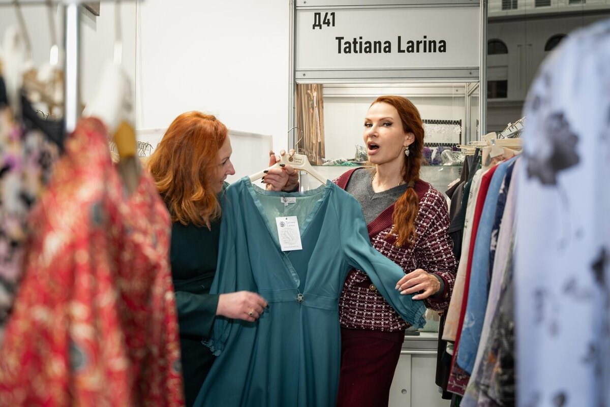    Эвелина Блёданс Наталья Смирнова