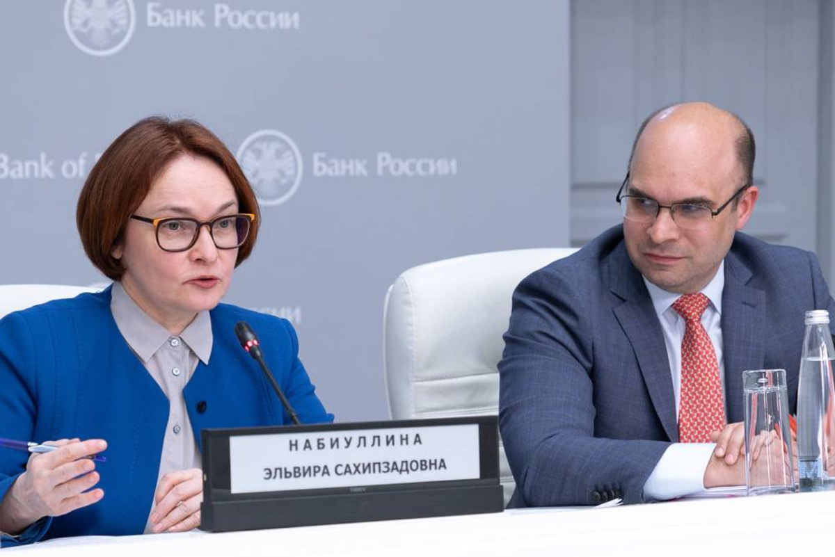 Почему ЦБ пошёл на снижение ключевой ставки именно сейчас?