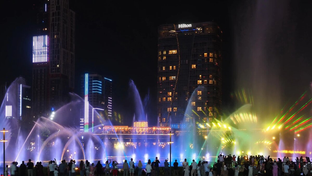 Фонтан Ташкент Сити