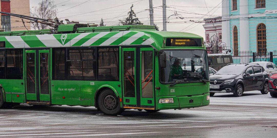 Обрыв контактного провода произошел в районе остановки «Магистральный проезд»