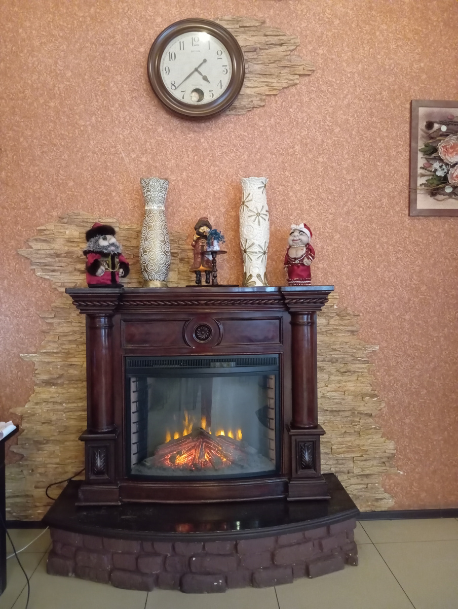 Люблю камины ,даже искусственные .