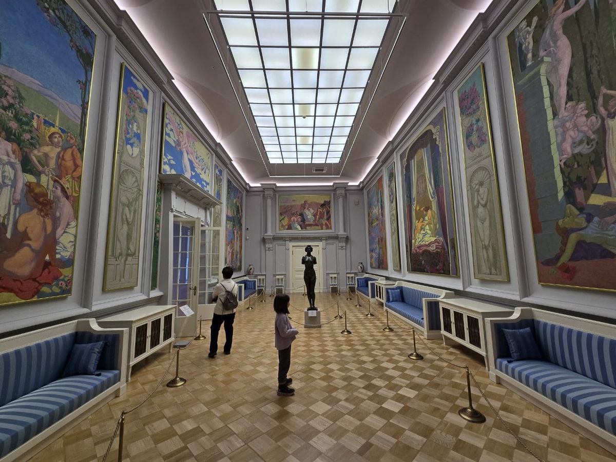 Воссозданный музыкальный салон