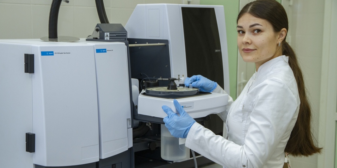 Уникальное оборудование позволит выявлять тяжелые металлы в астраханской продукции