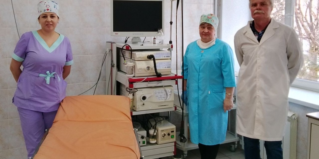 Опасный вдох чуть не стоил жизни: врачи извлекли прилипшие к желудку ребёнка монеты