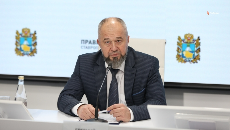    Министр дорожного хозяйства Евгений Штепа Фото: ИА «Победа26»