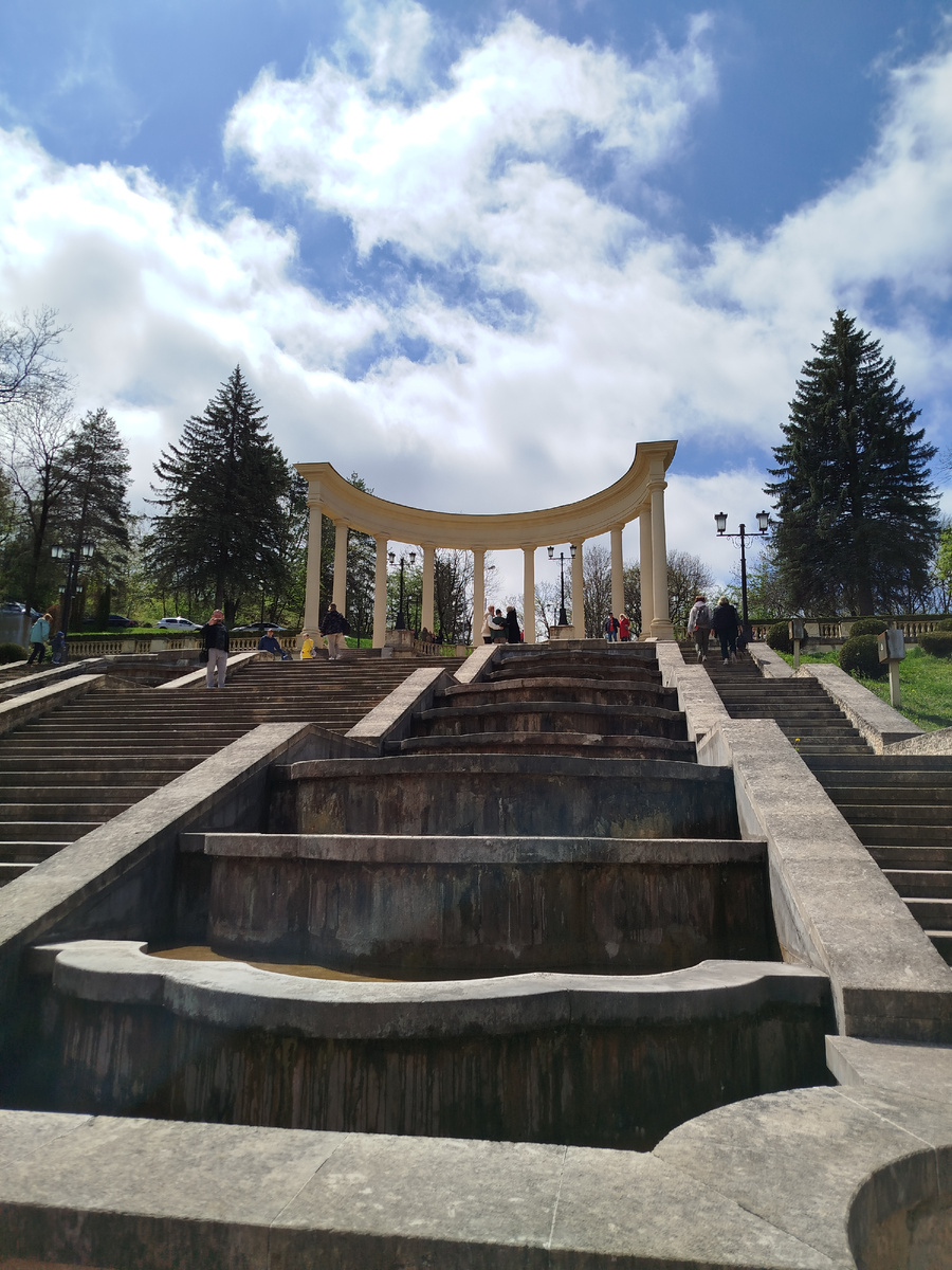 Каскадная лестница. Фото автора