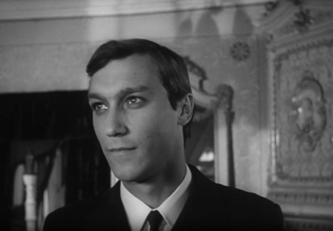 Кадр из телевизионного фильма "Белая земля" (1970)