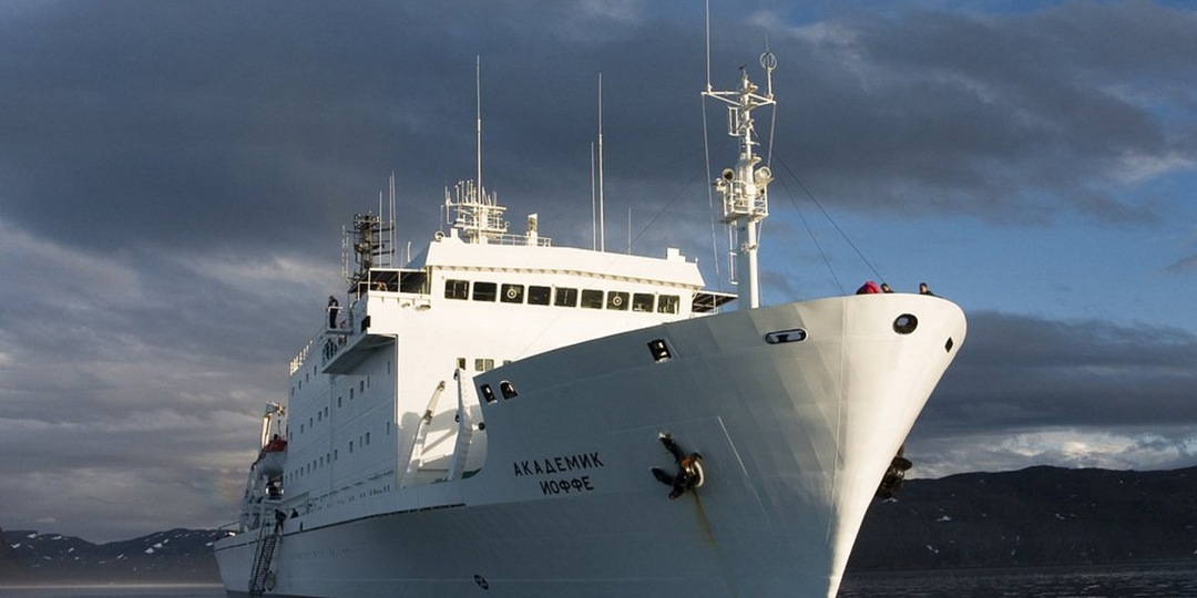 «Академик Иоффе» завершил экспедиционный сезон в Атлантике: что узнали ученые