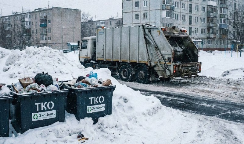    Сложный рельеф и гололед остановили мусоровозы в Каменском районе Газета "Земля"