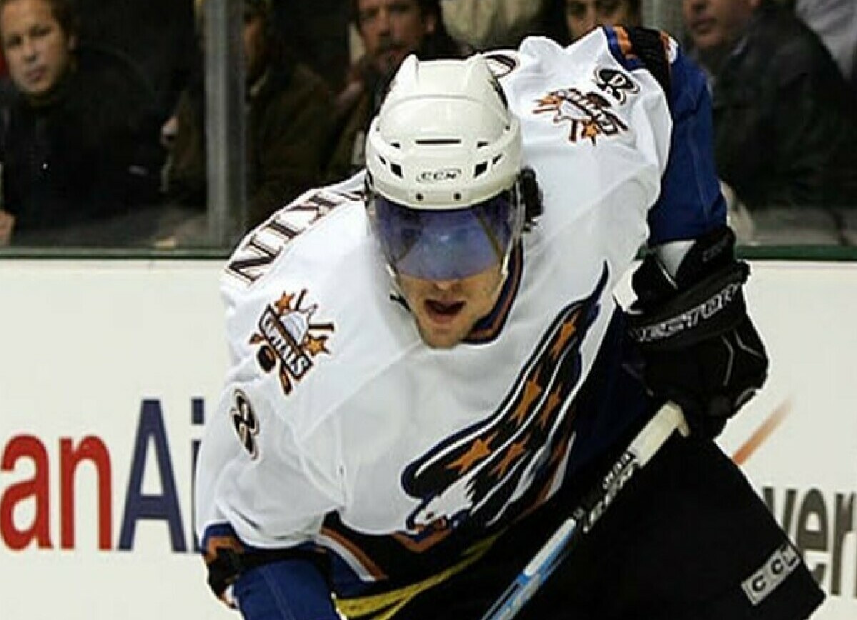     В Вашингтоне отметили уникальный стиль Овечкина: на льду выделялся как «Ламборгини» среди «Хонда Сивик»