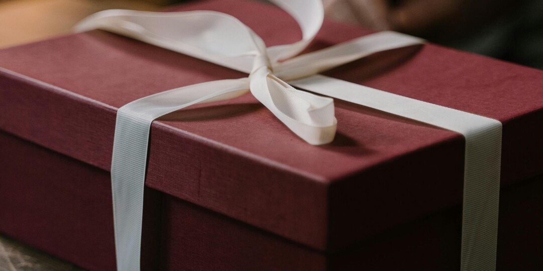 Подарки мужчине для дома: идеи, которые создадут уют и практичность в интерьере