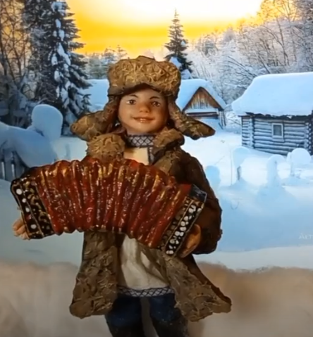 Этот веселый гармонист был сделан прошлой зимой. 