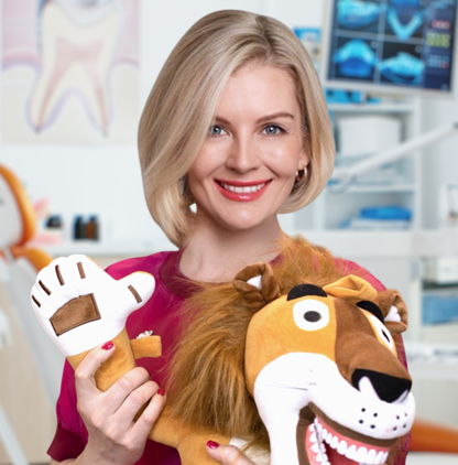 Главный врач клиники «Диадент» на Просвещения 53/1 детский врач-стоматолог Лещёва Людмила Андреевна: