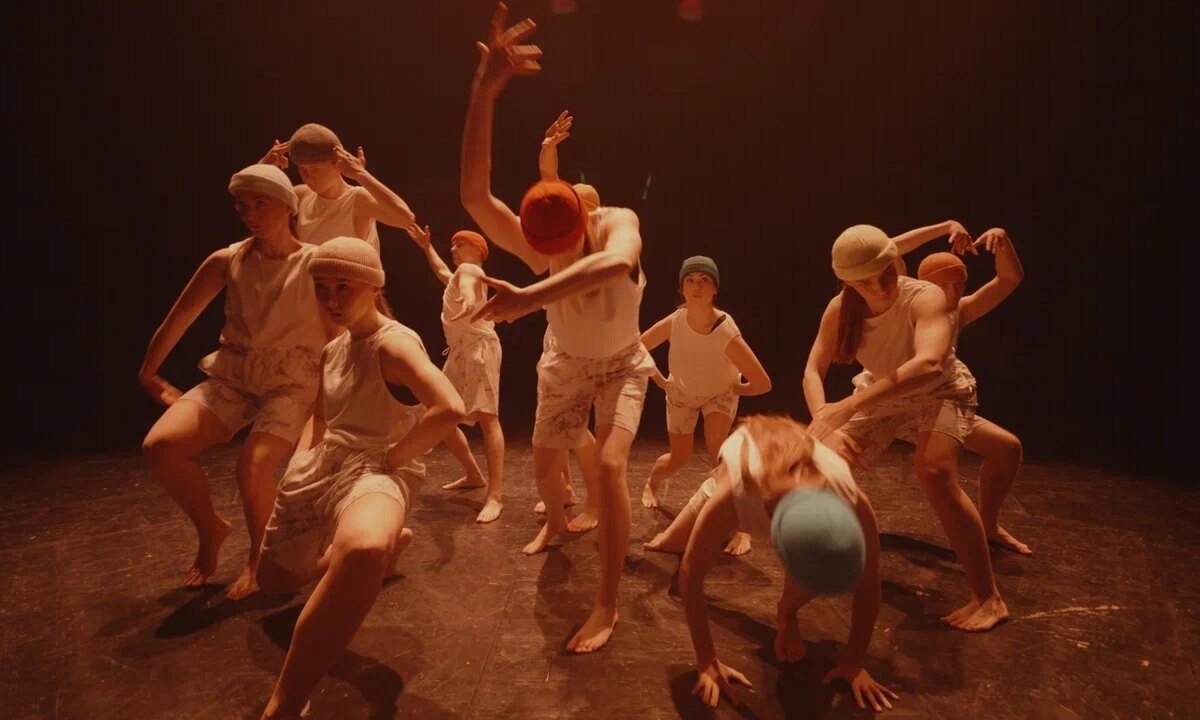    Фото театра танца «М’Арт»