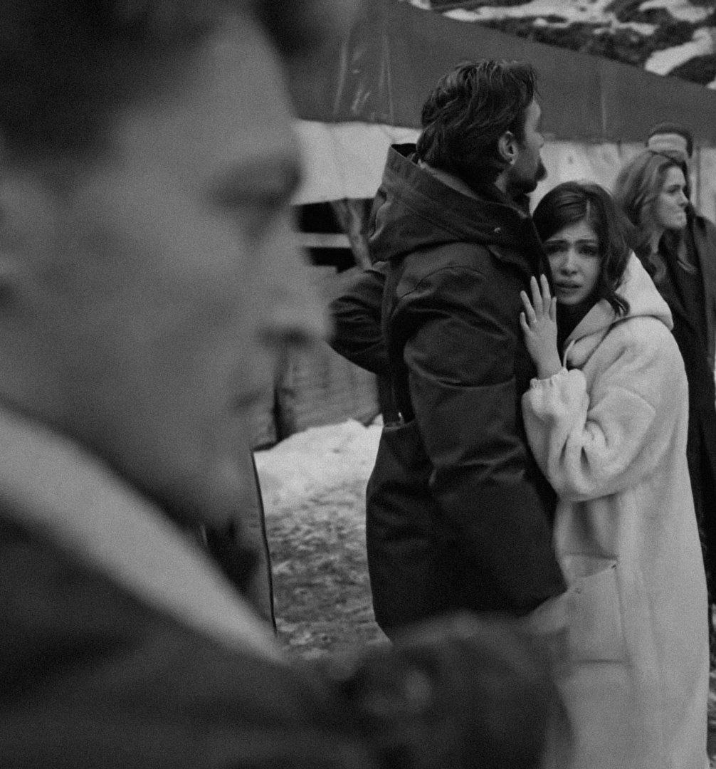 Стоп кадр из сериала «Это море переполнится»