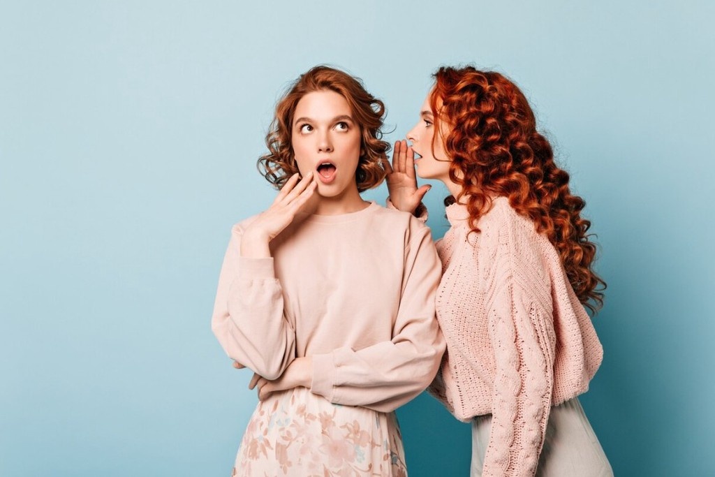    Фото © Freepik / lookstudio