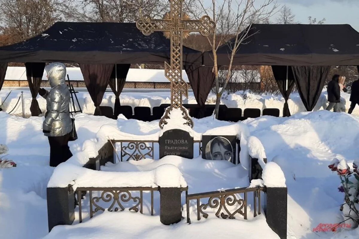    В Сургуте запустили онлайн-реестр захоронений