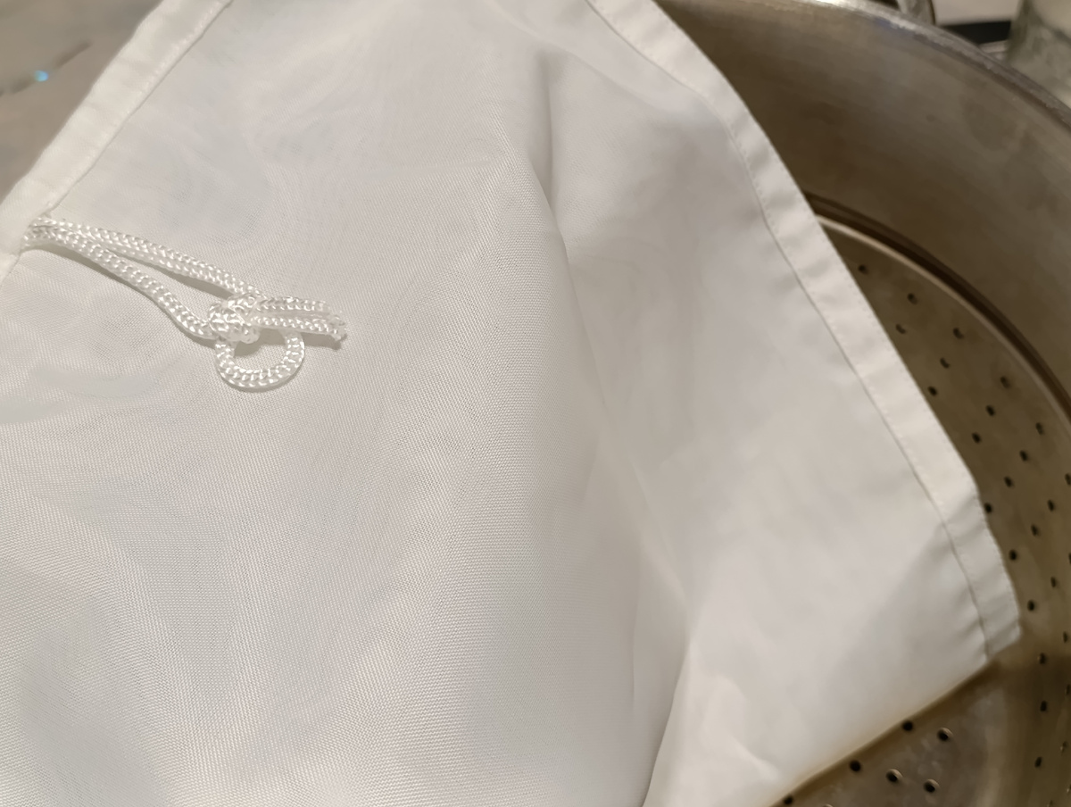 Лавсановый мешок для стекания греческого йогурта.