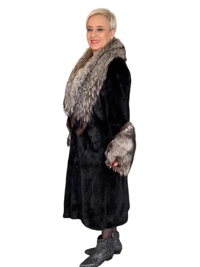 Реконструкция пальто из меха норки. Ателье Ирины Берзиной. 