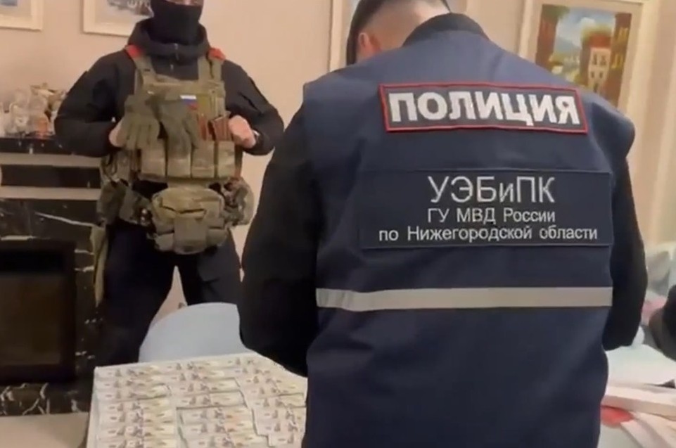    Полиция опубликовала кадры обысков у руководства нижегородской больницы №33. ГУ МВД по Нижегородской области