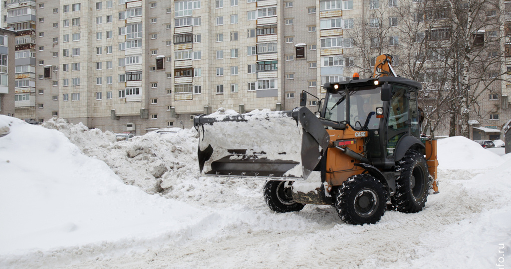 Георгий Филимонов потребовал лучше следить за содержанием дворов и улиц