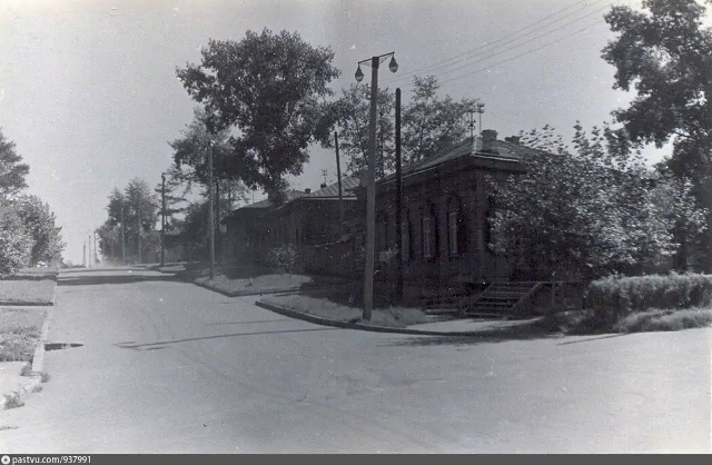 усадьба Синцова: жилой дом, флигель, 1900-е. Седова, 9а, 9б