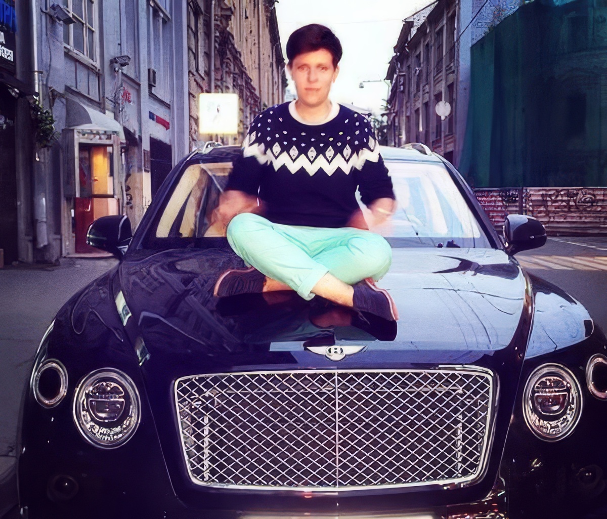 Конец "серого" импорта: почему привозить BMW и Bentley через Киргизию станет невыгодно с апреля. Фото: Августинка Алена