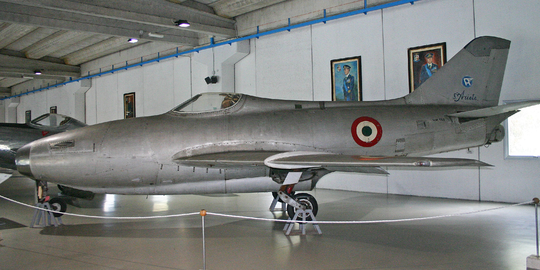 Человек, который хотел научить Италию летать быстрее звука.