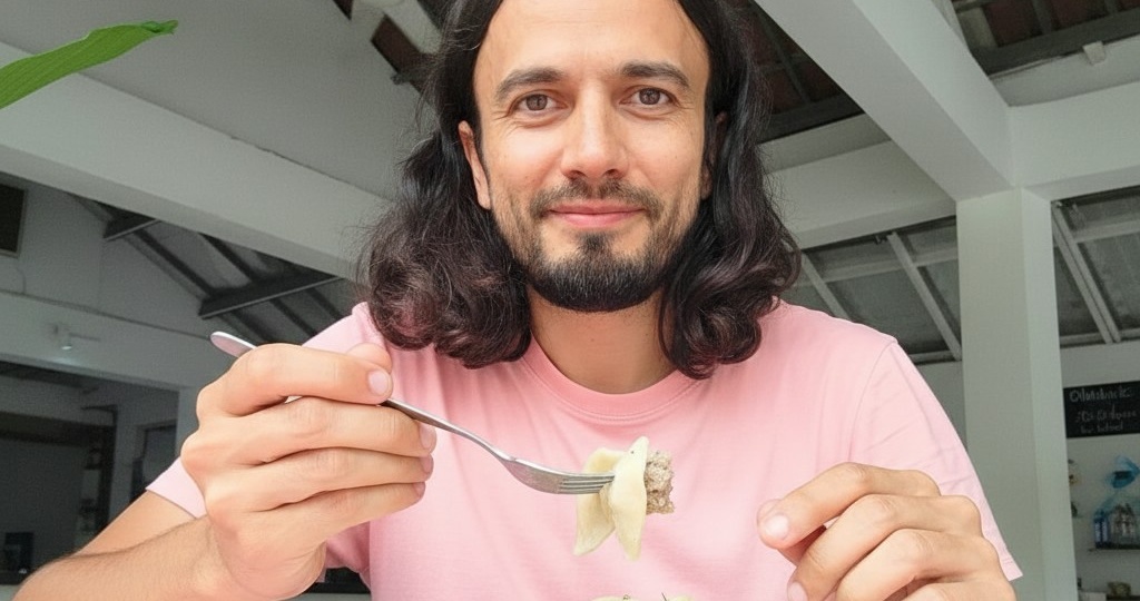 Пельмени — не овощи, или Почему моя бабушка была самым опасным диетологом моего детства 🥟👵