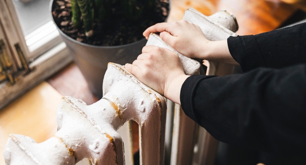 Главней всего погода в доме! Какая температура и влажность должны быть в квартире в холодный сезон?