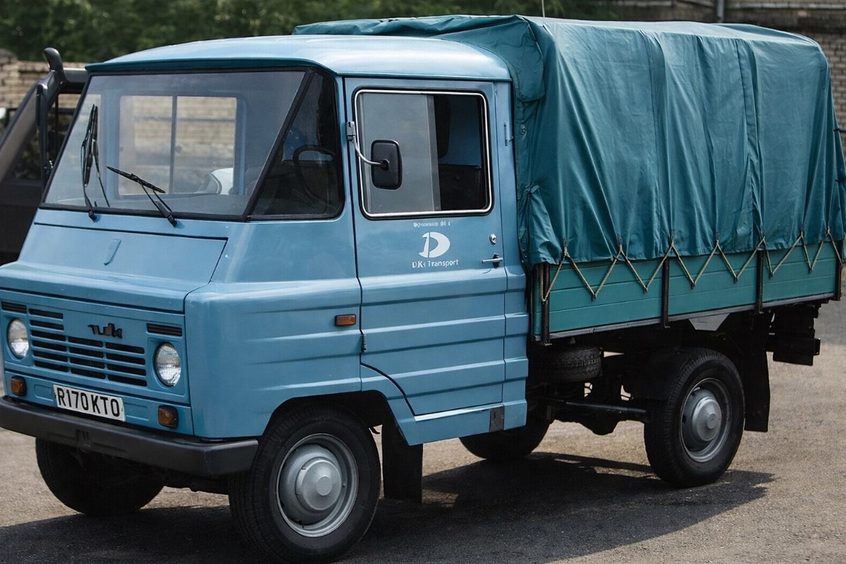 Лёгкий грузовой автомобиль Żuk (Жук) 