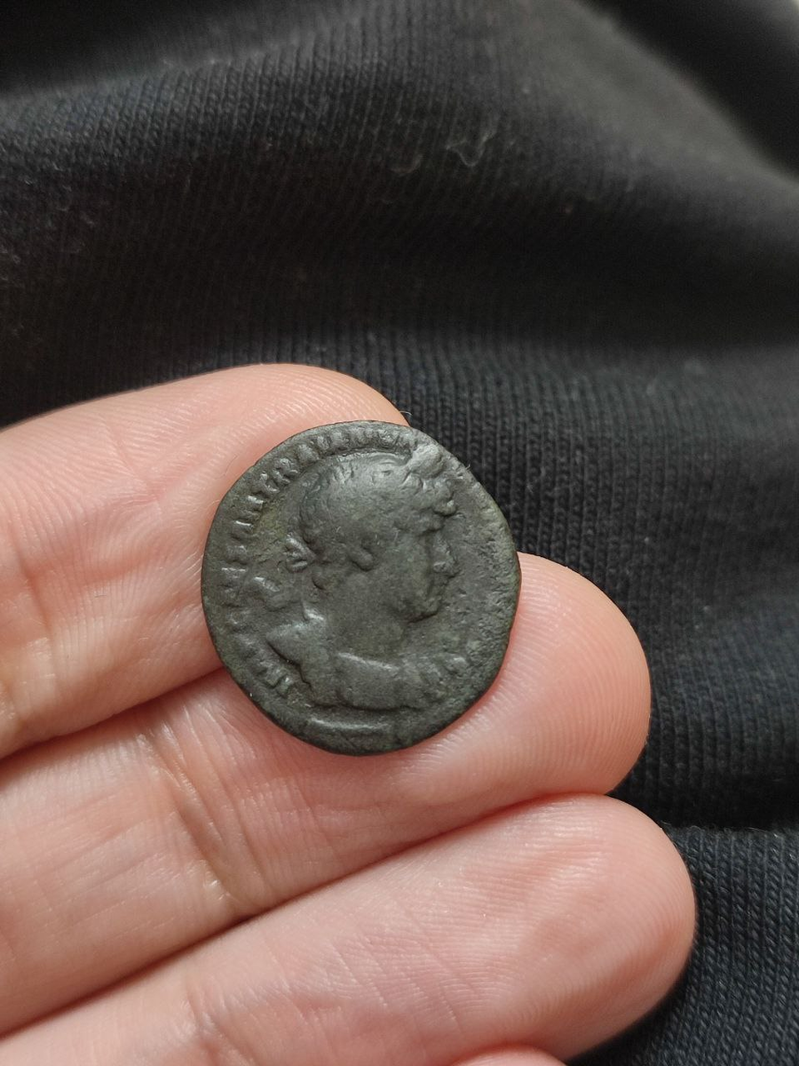 Монета лимесный денарий, аверс