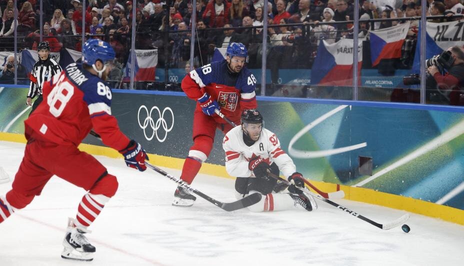    Сборная Канады считается главным фаворитом хоккейного турнира Олимпиады 2026. Фото: Reuters