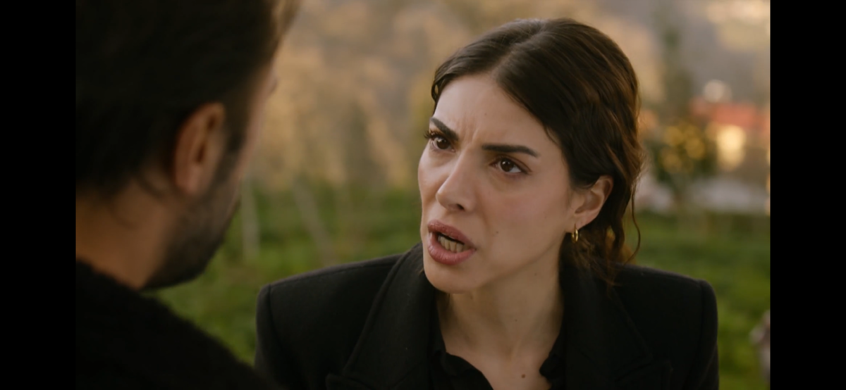 Стоп кадр из сериала «Это море переполнится»