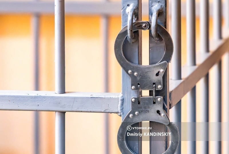 Полицейские задержали троих томичей по подозрению в организации проституции